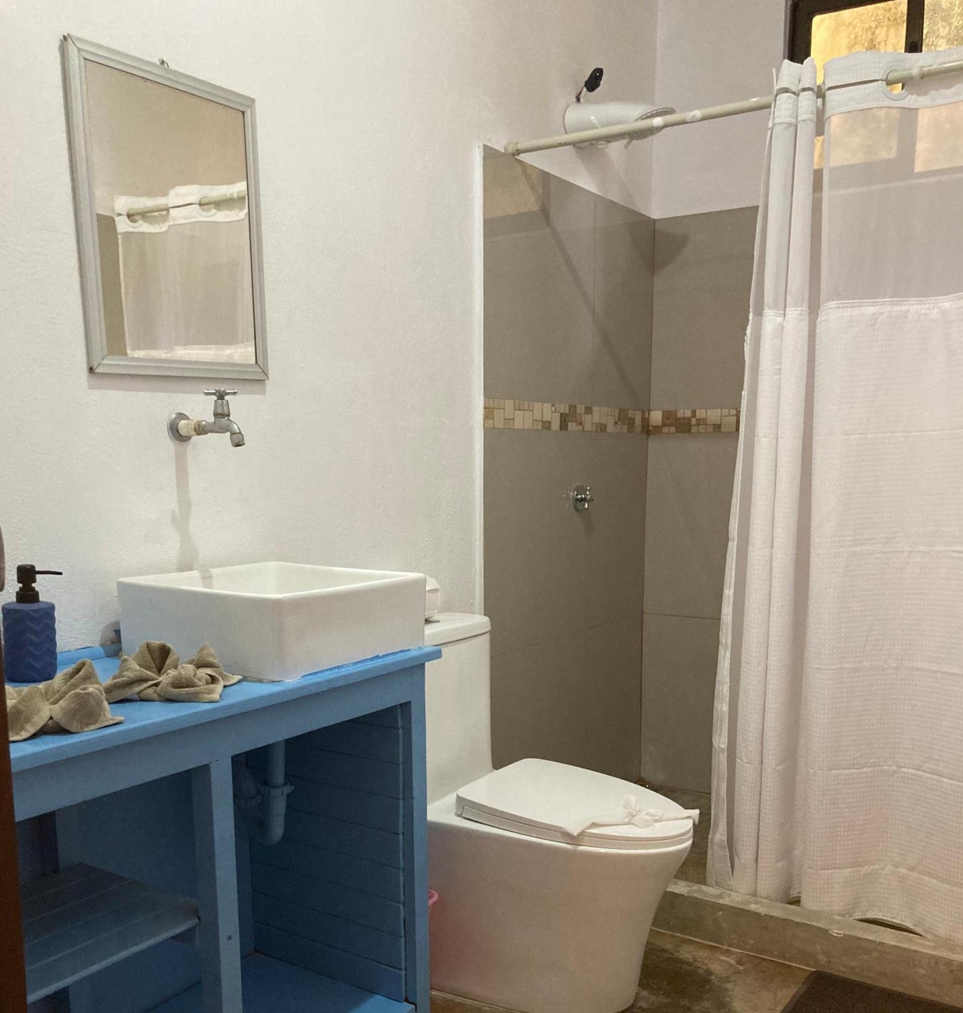 Tamahostel & Glamping Tamarindo Exteriör bild